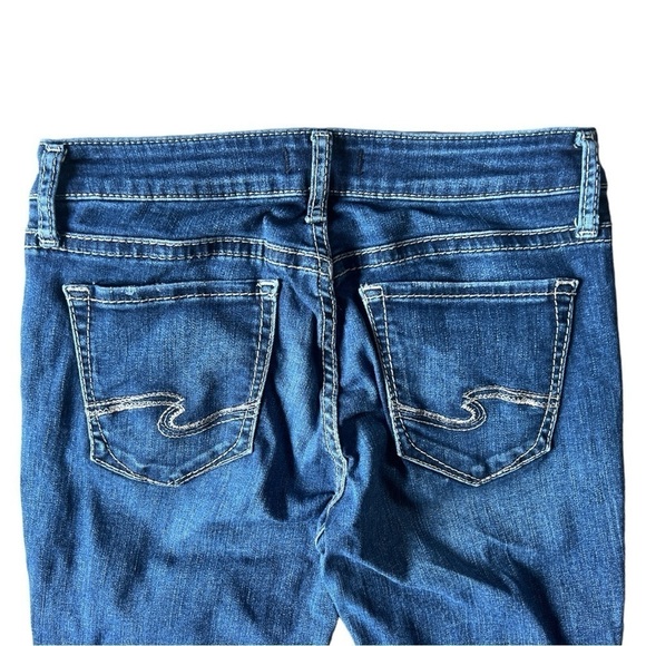 Silver Jeans Co Women’s Suki Slim Bootcut Jeans Dark Wash Jeans, Size 28 x 33 - Picture 4 of 10